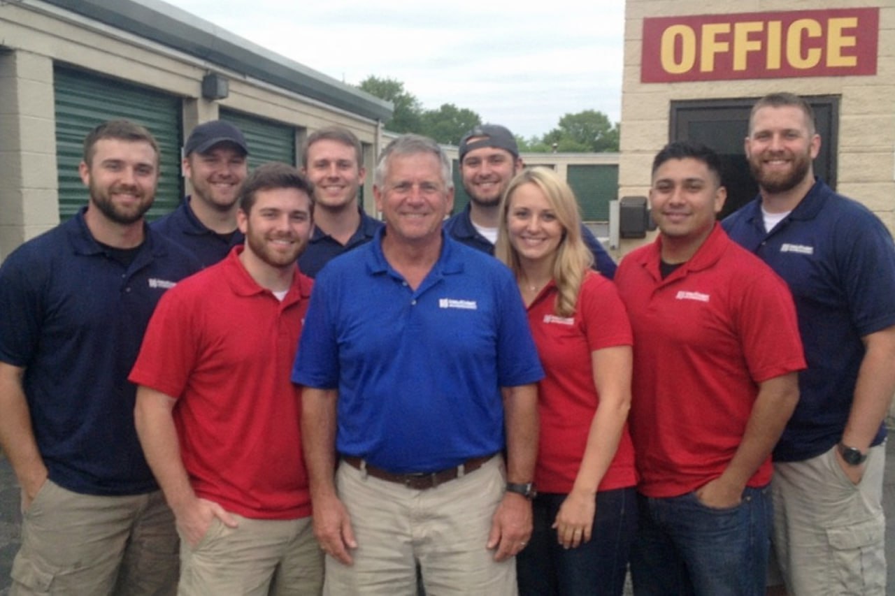 Water damage restoration professionals in Newark, CA